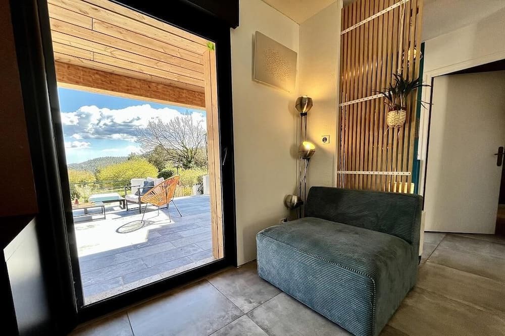Photo of Bedroom in Saint-Maximin-la-Sainte-Baume