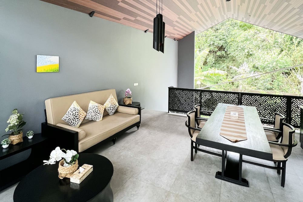 Photo of Livingroom in Kampial