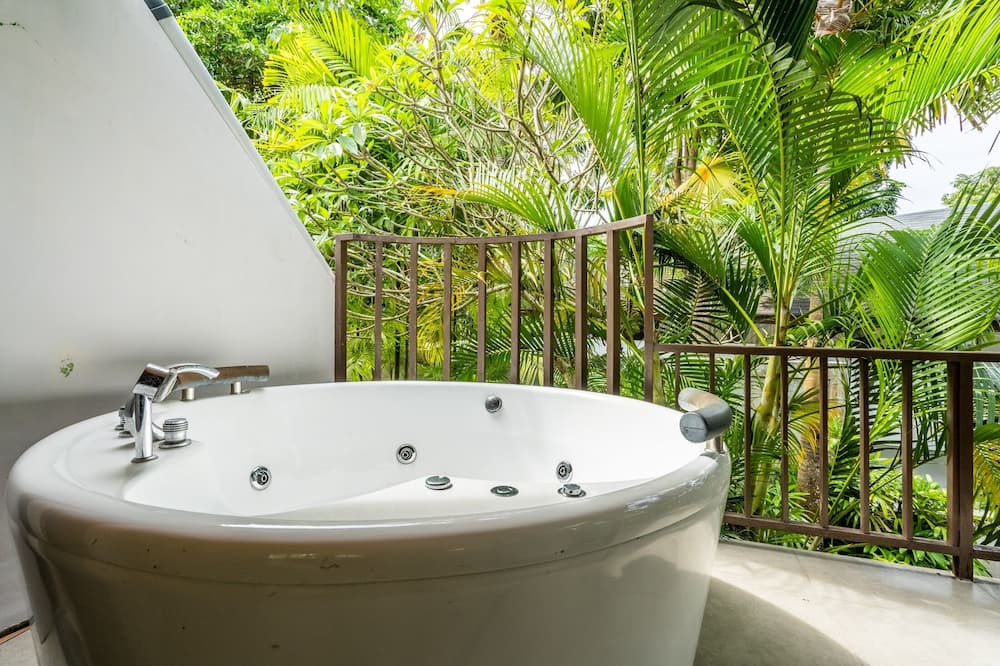 Photo of Bathroom in Kampial