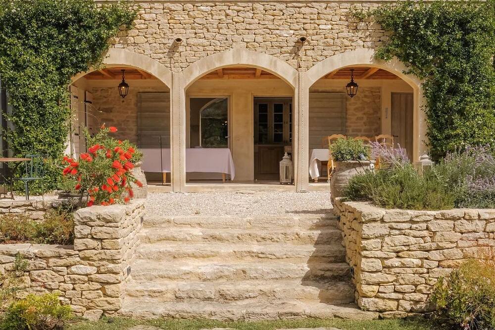 Photo of Outdoor in Menerbes