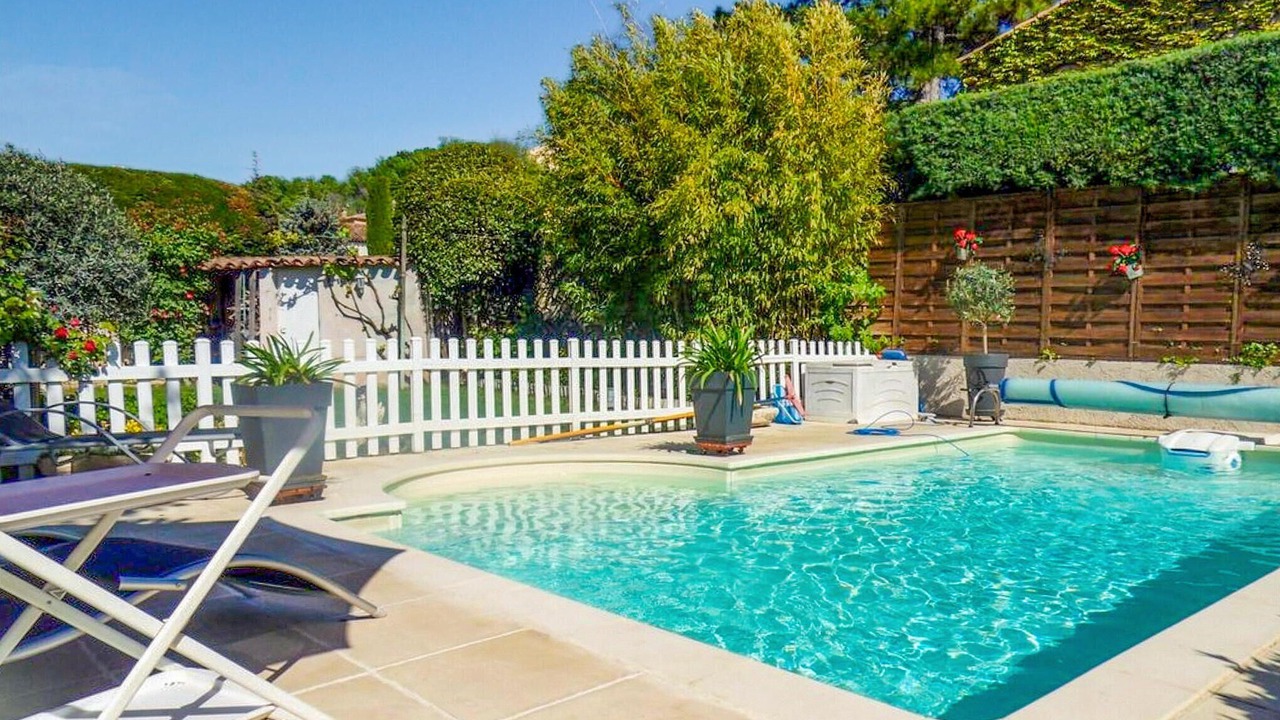 Photo of Outdoor in Venelles
