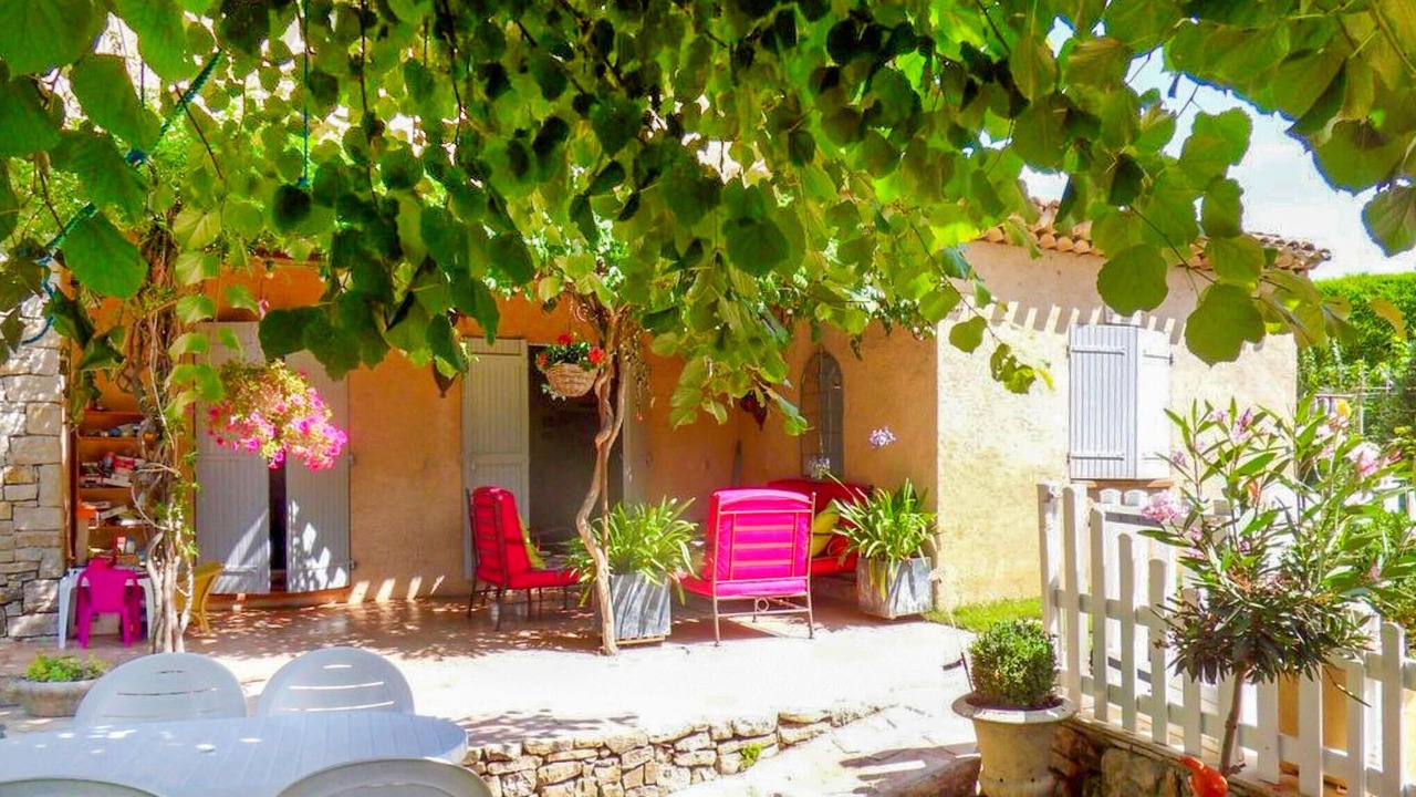 Photo of Outdoor in Venelles