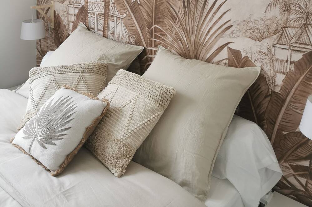 Photo of Bedroom in Morieres-les-Avignon
