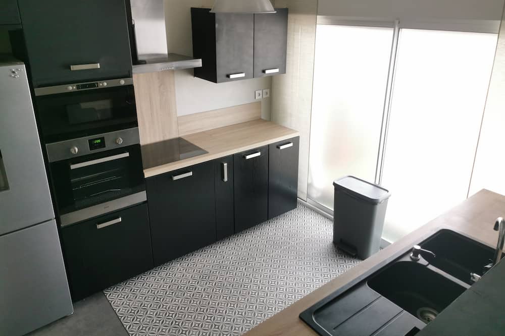 Photo of Kitchen in Morieres-les-Avignon
