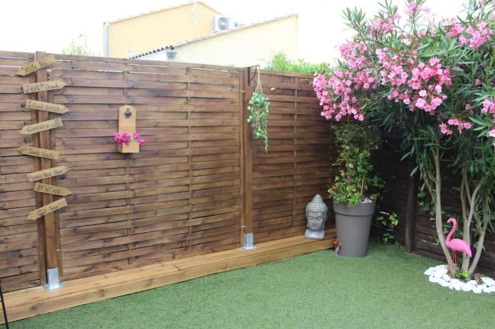 Photo of Outdoor in Morieres-les-Avignon