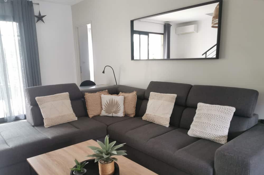 Photo of Livingroom in Morieres-les-Avignon