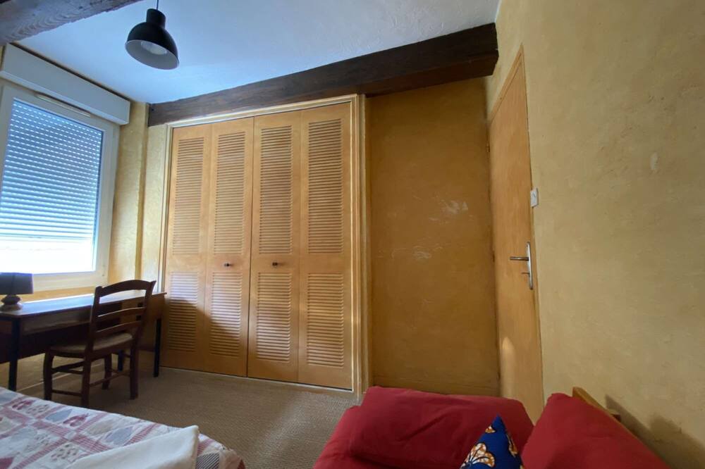 Photo of Bedroom in Bedarrides