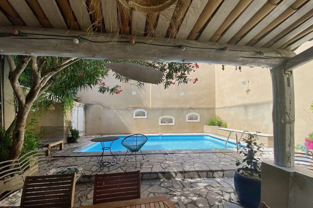 Photo of Outdoor in Bedarrides