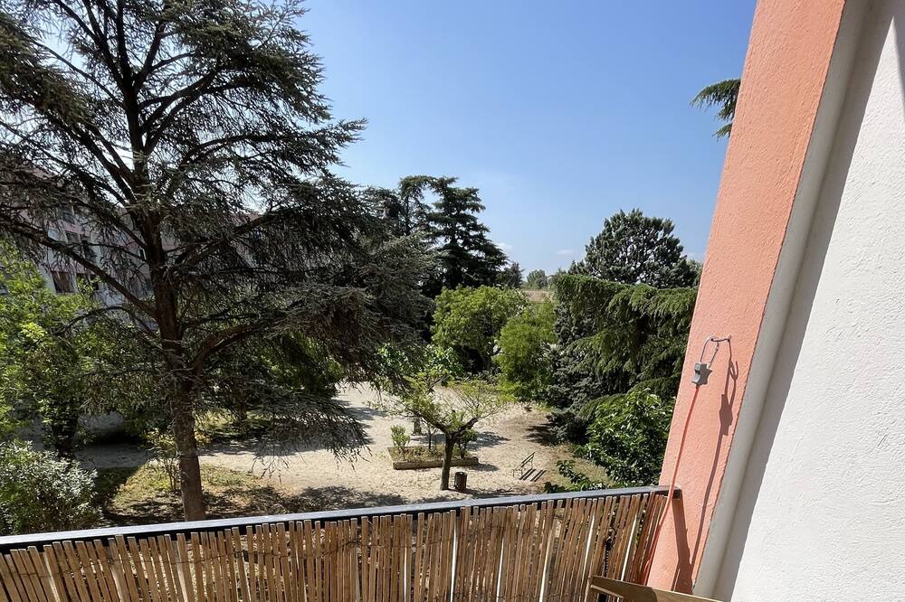 Photo of Outdoor in Montfavet