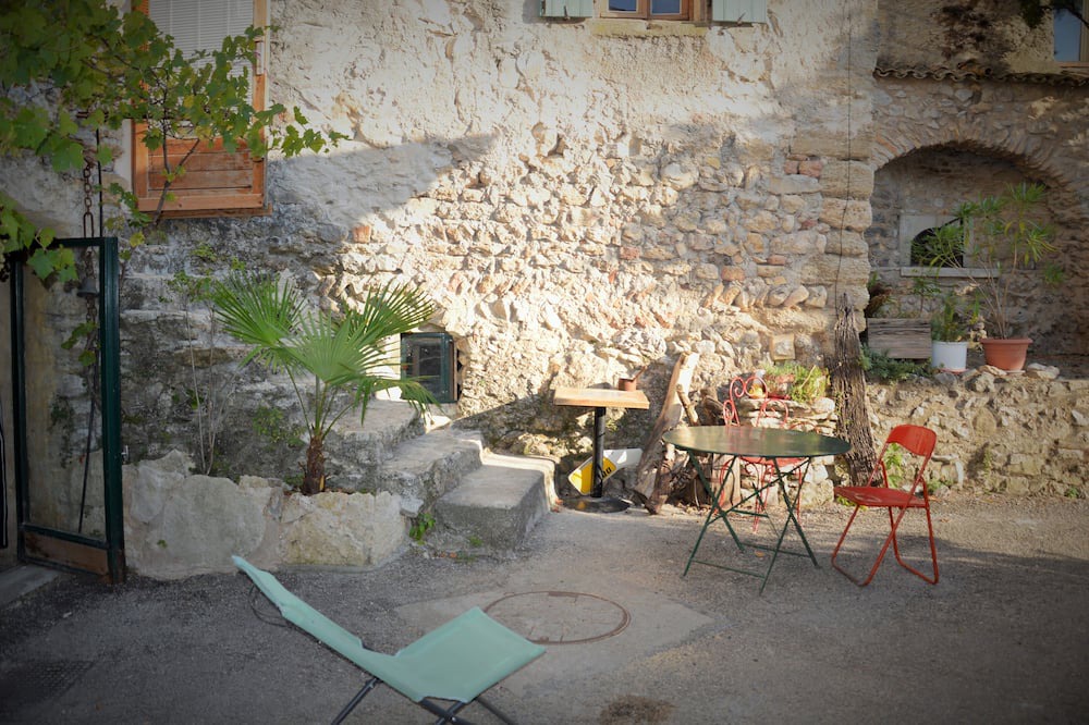 Photo of Outdoor in Malaucene
