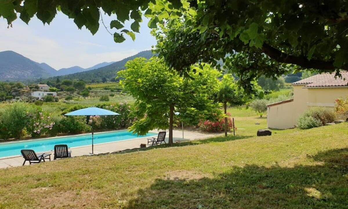 Photo of Outdoor in Malaucene