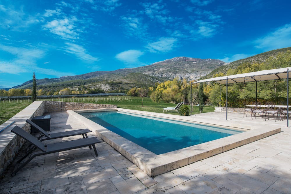 Photo of Outdoor in Saint-Vincent-sur-Jabron