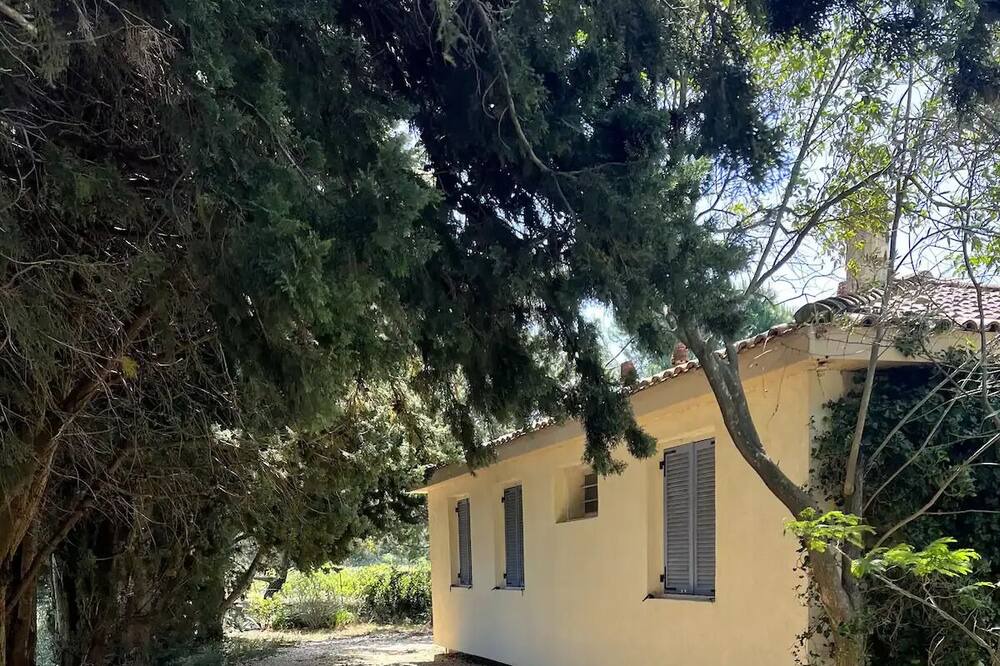 Photo of Outdoor in Saint-Hilaire-d'Ozilhan
