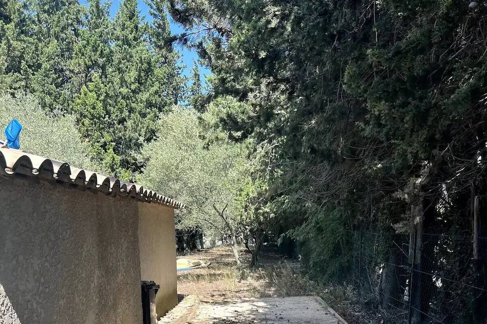Photo of Outdoor in Saint-Hilaire-d'Ozilhan