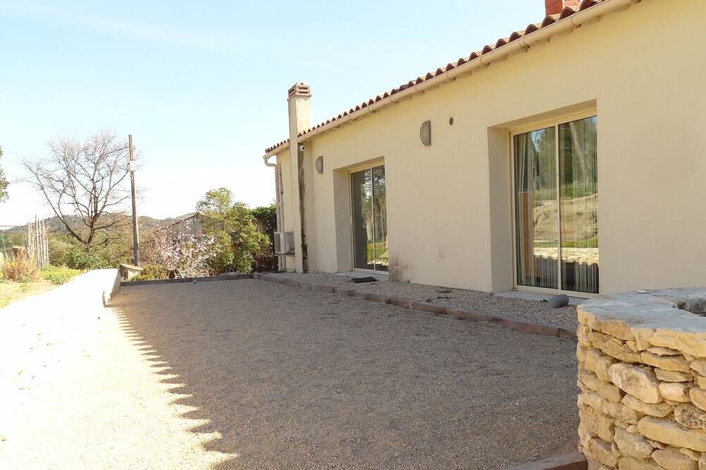 Photo of Outdoor in Orgon
