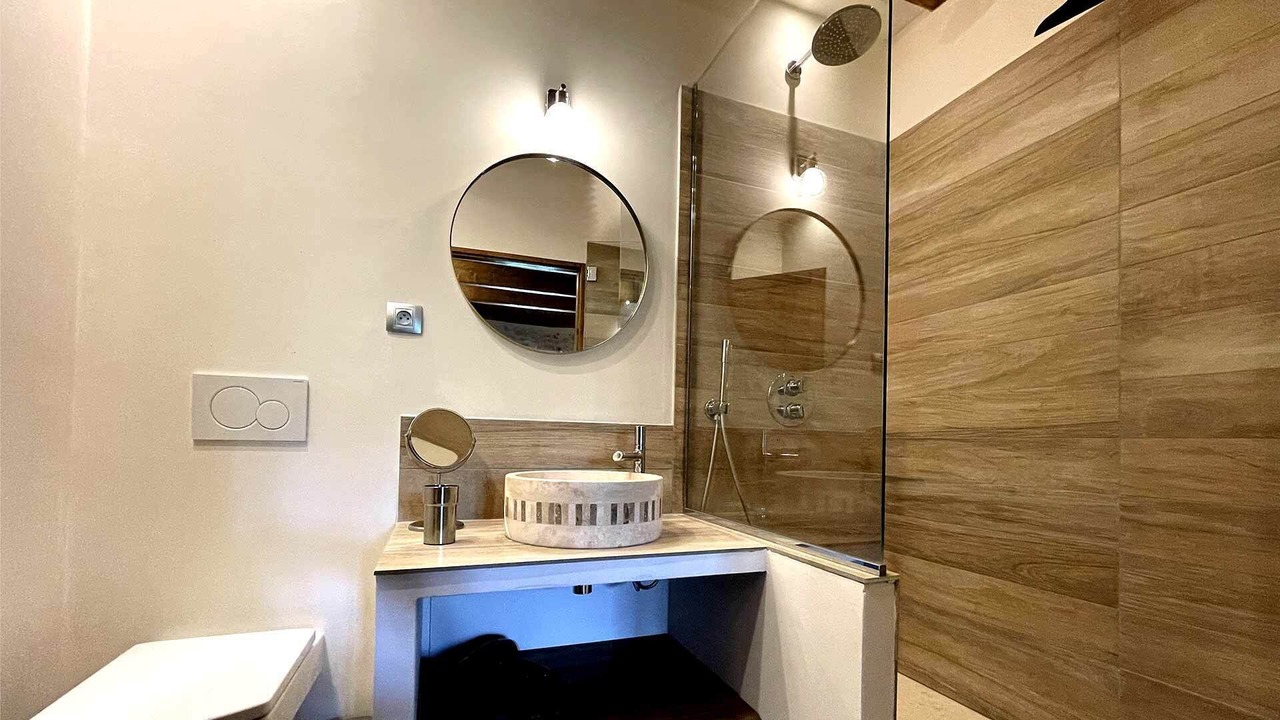 Photo of Bathroom in Mas-Blanc-des-Alpilles