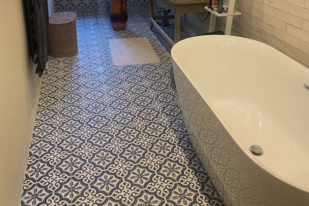 Photo of Bathroom in Villes-sur-Auzon