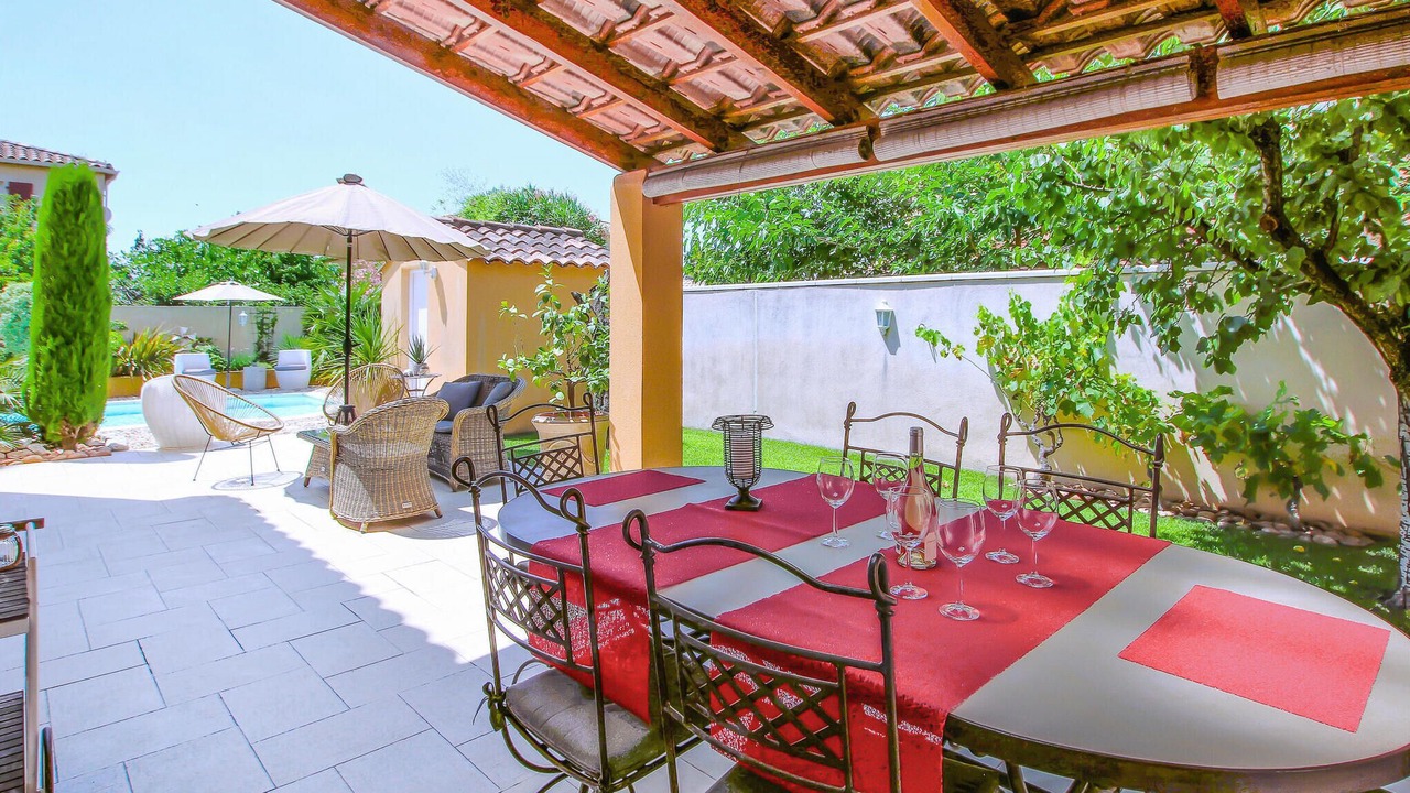 Photo of Outdoor in Morieres-les-Avignon