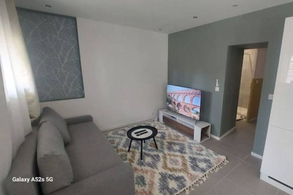 Photo of Livingroom in Remoulins