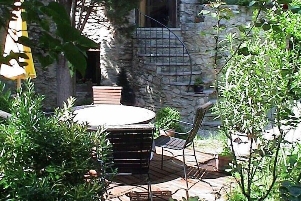 Photo of Outdoor in Lioux