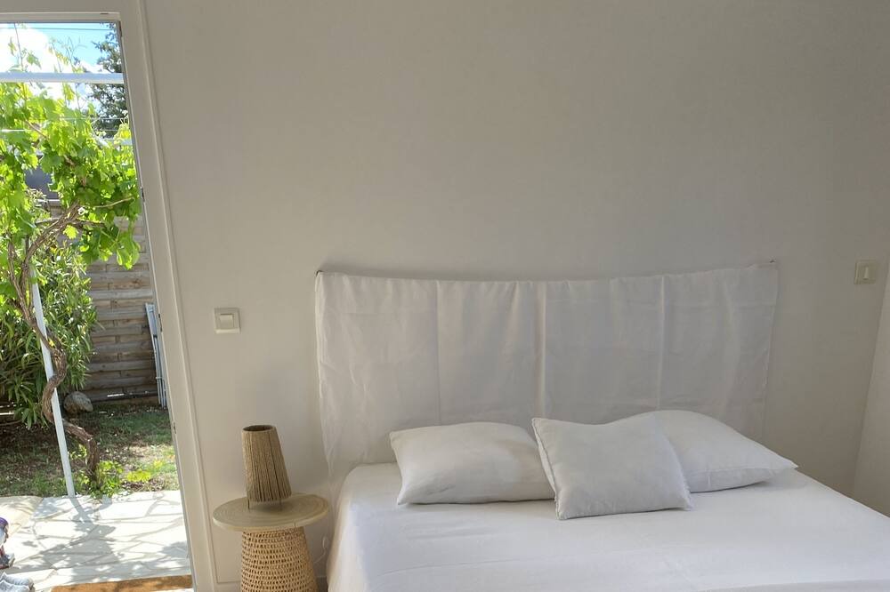 Photo of Bedroom in Figanieres