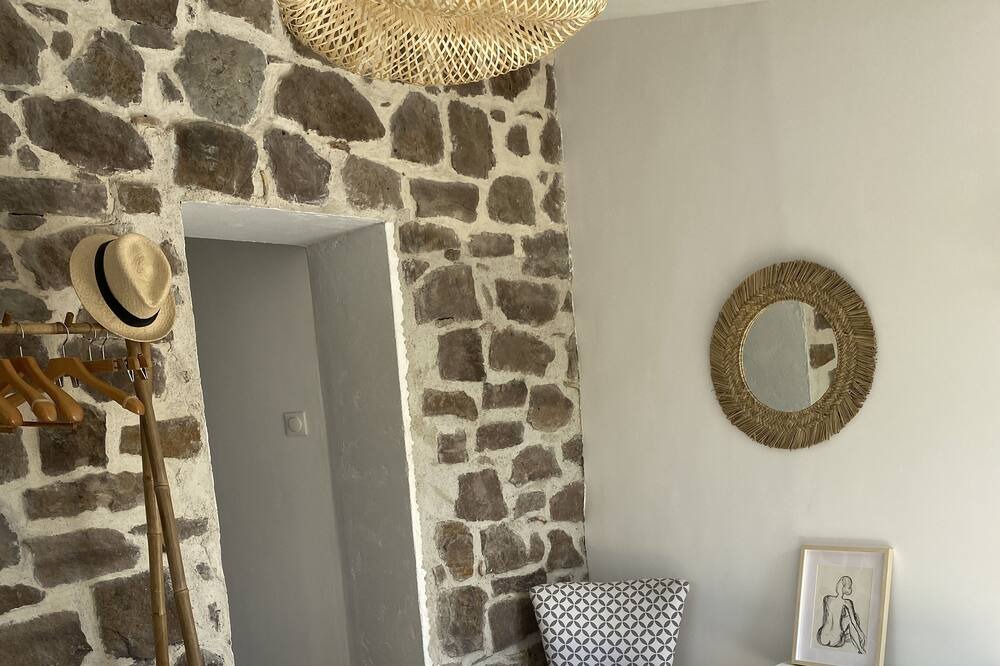 Photo of Bedroom in Figanieres