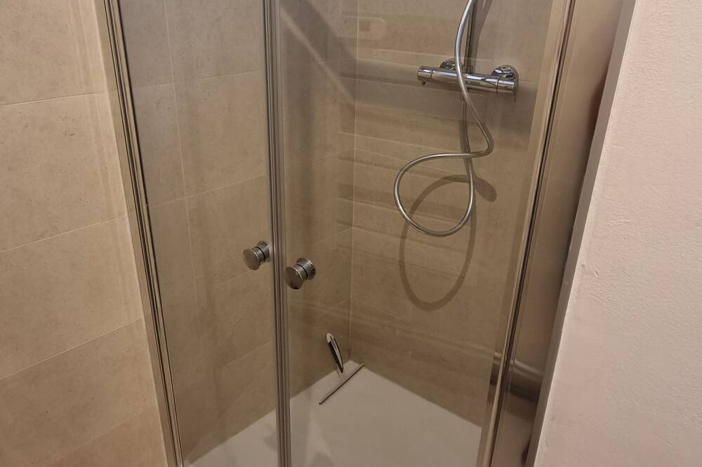 Photo of Bathroom in Pelissanne