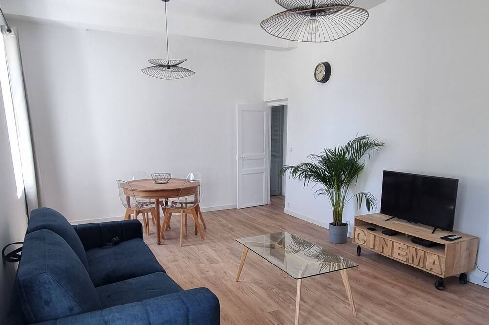 Photo of Livingroom in Pelissanne