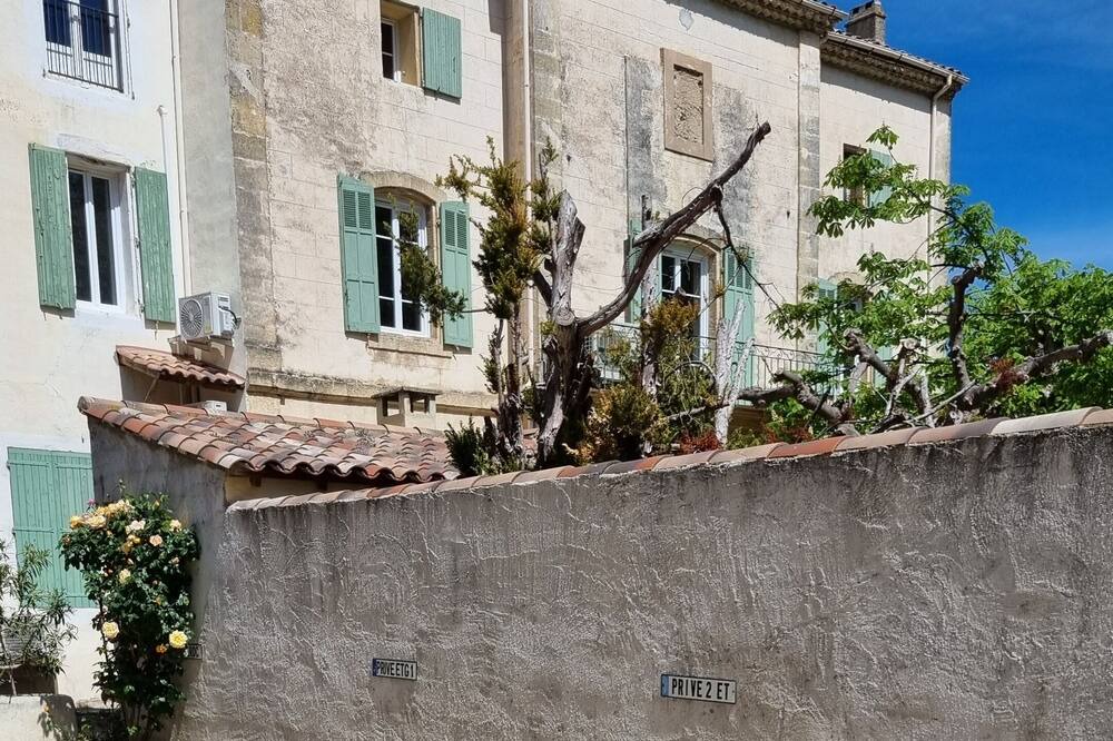 Photo of Outdoor in Pelissanne