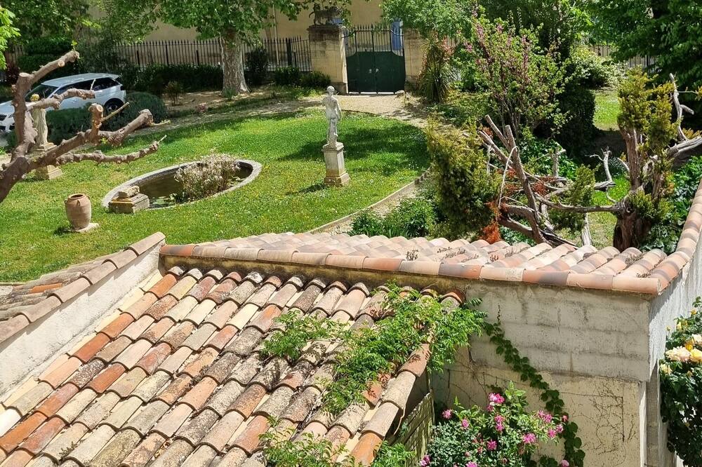 Photo of Outdoor in Pelissanne