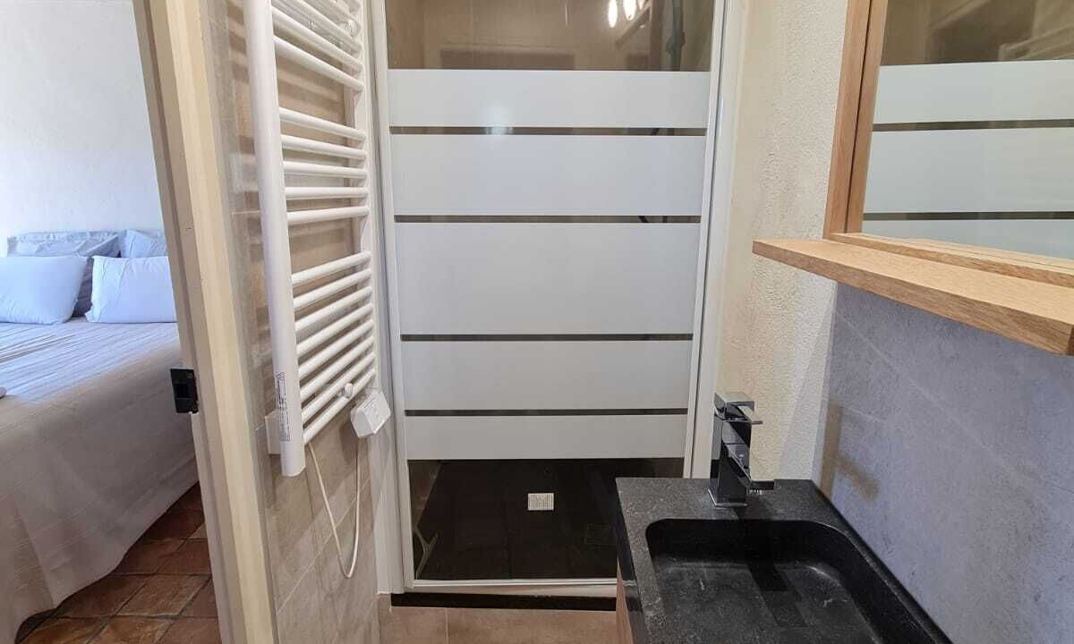 Photo of Bathroom in Le Castellet