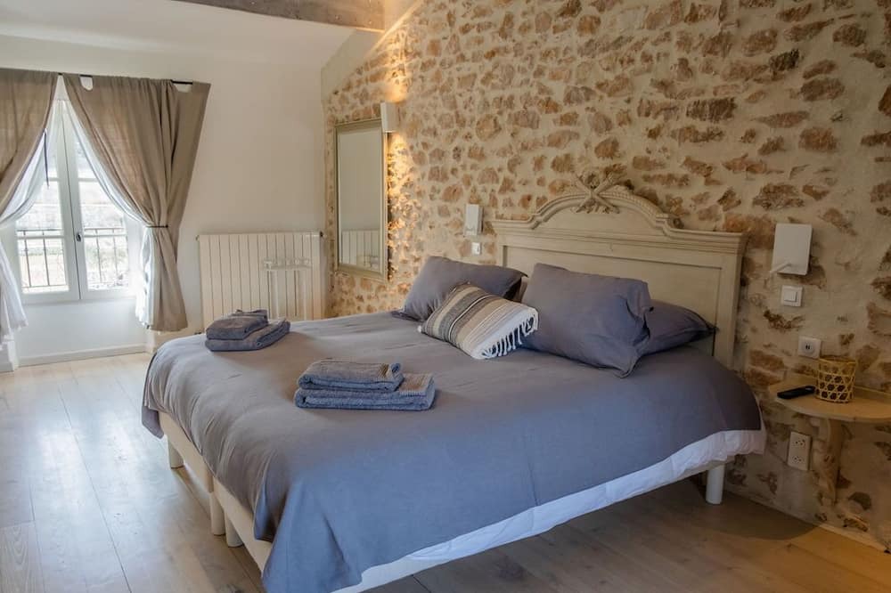 Photo of Others in Roussillon
