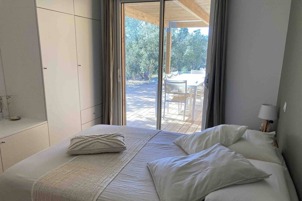 Photo of Bedroom in Puget