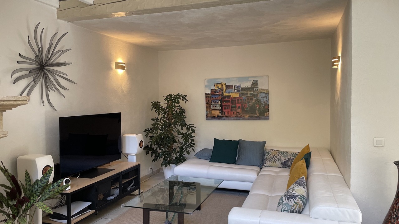 Photo of Livingroom in Ensues-la-Redonne