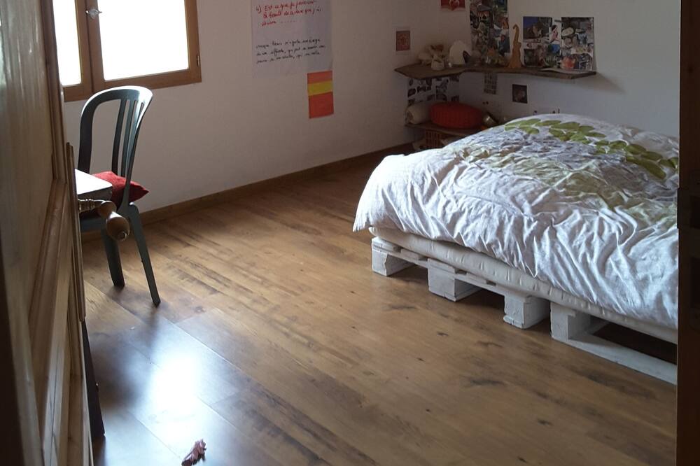 Photo of Bedroom in Auzet
