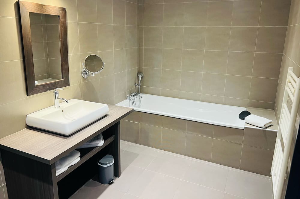 Photo of Bathroom in Bagnols-sur-Ceze