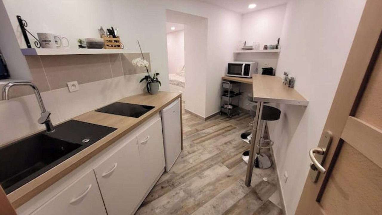 Photo of Kitchen in Saint-Mitre-les-Remparts
