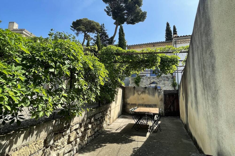 Photo of Outdoor in Montfrin