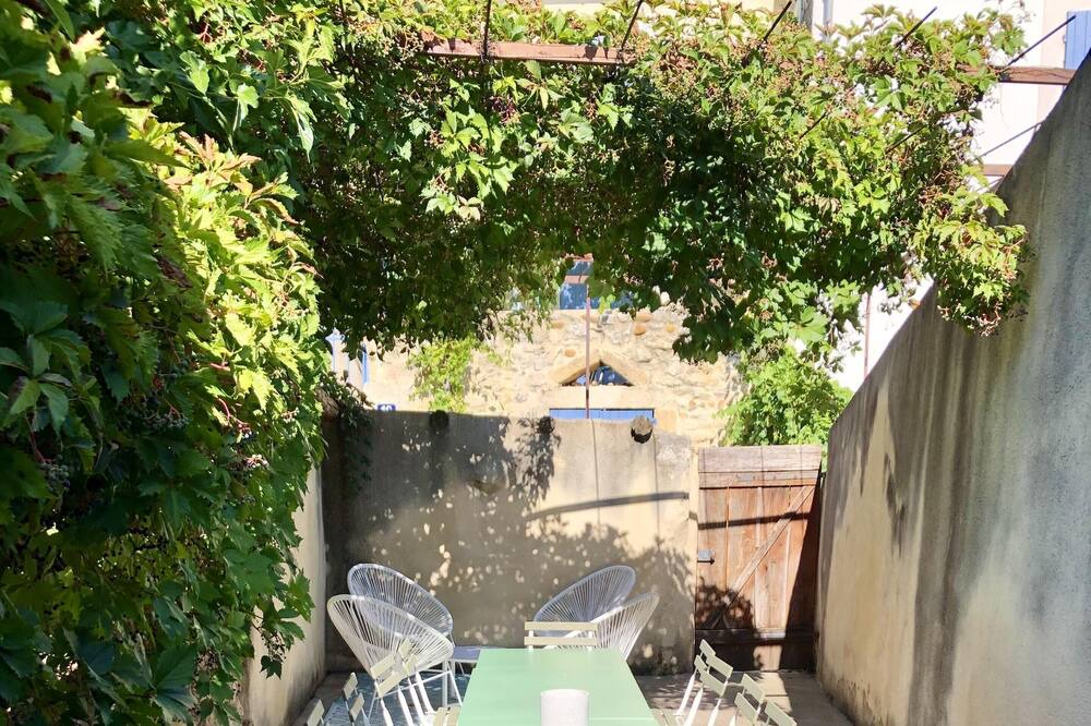 Photo of Others in Montfrin