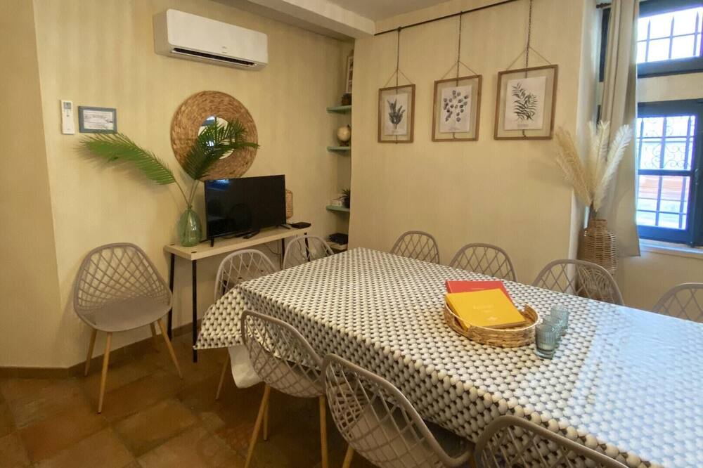 Photo of Livingroom in Montfrin