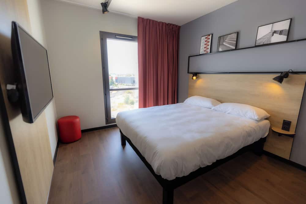 Photo of Bedroom in Marignane