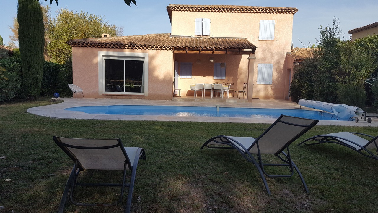 Photo of Outdoor in Pierrevert
