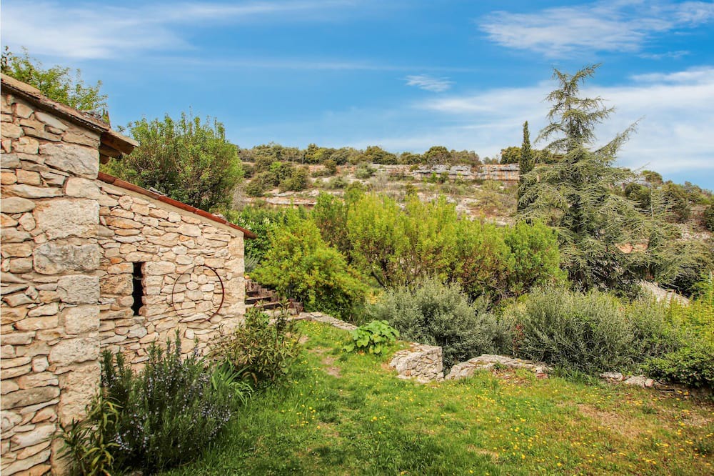 Photo of Others in Simiane-la-Rotonde