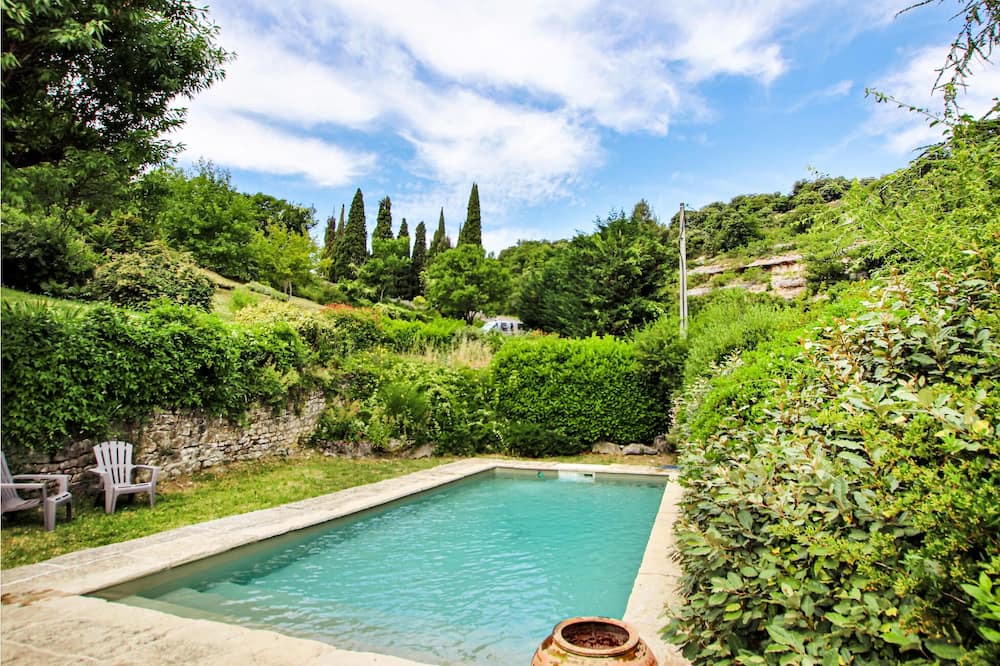 Photo of Outdoor in Simiane-la-Rotonde