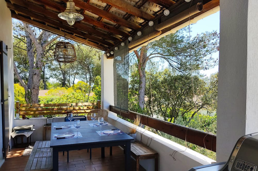 Photo of Patio Balcony in Lambesc