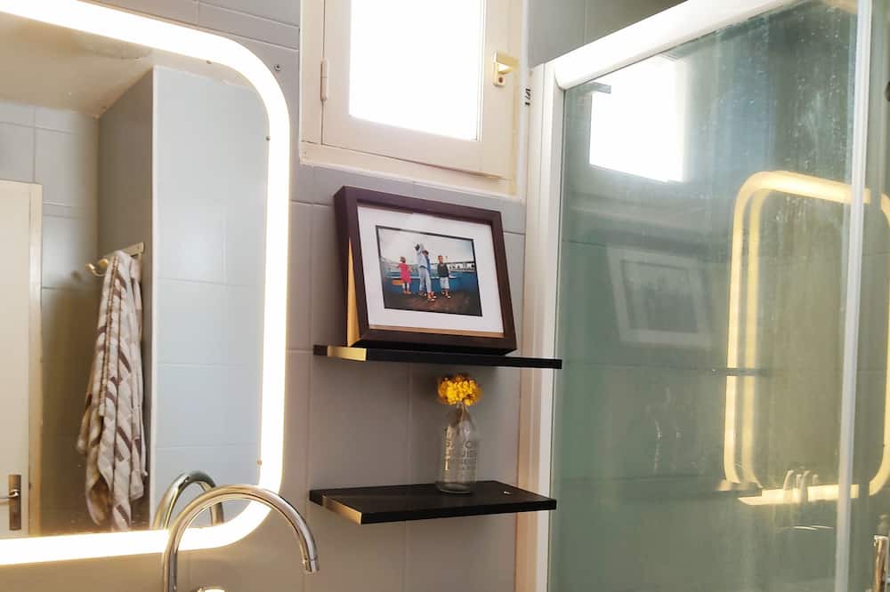 Photo of Bedroom in Lambesc