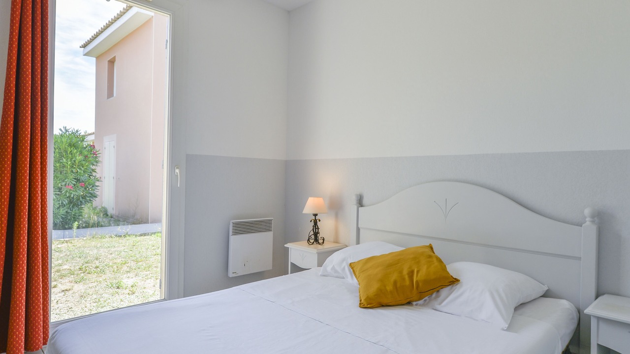 Photo of Bedroom in Saint-Saturnin-les-Avignon