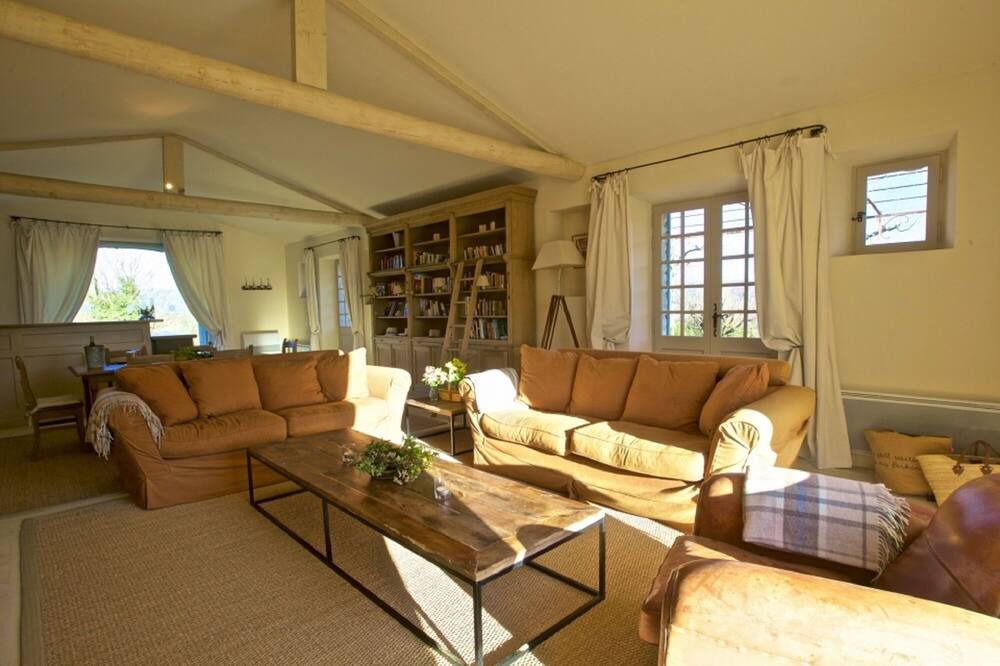 Photo of Livingroom in Joucas