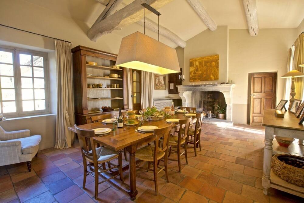 Photo of Livingroom in Joucas