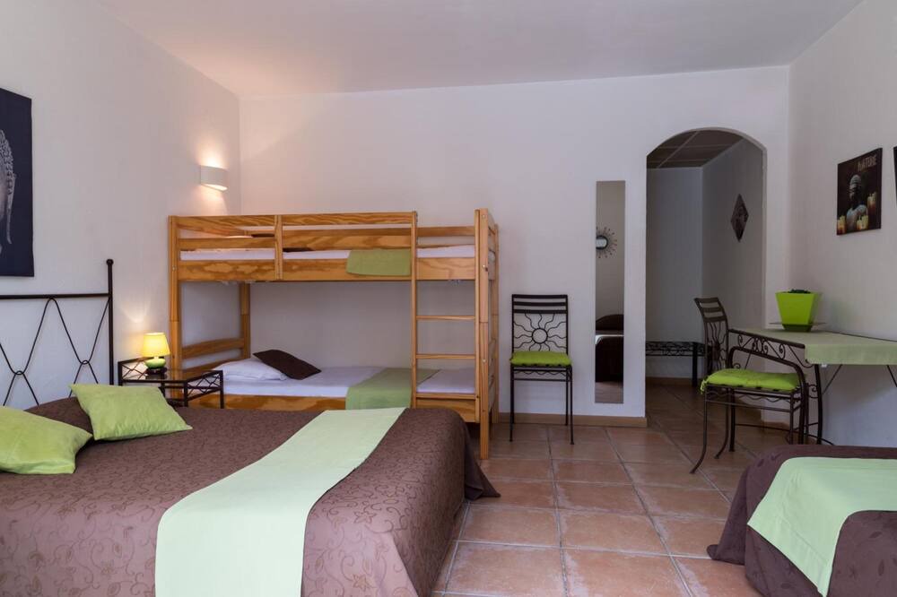 Photo of Bedroom in Pertuis